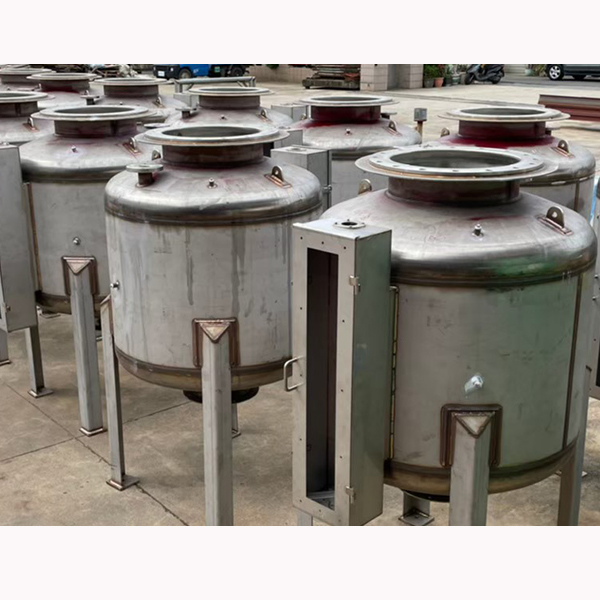 Agitator Storage Tanks Design